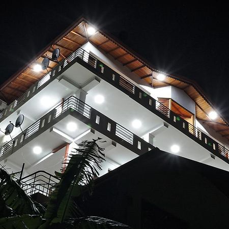 Kandyan Bluestar Villa エクステリア 写真