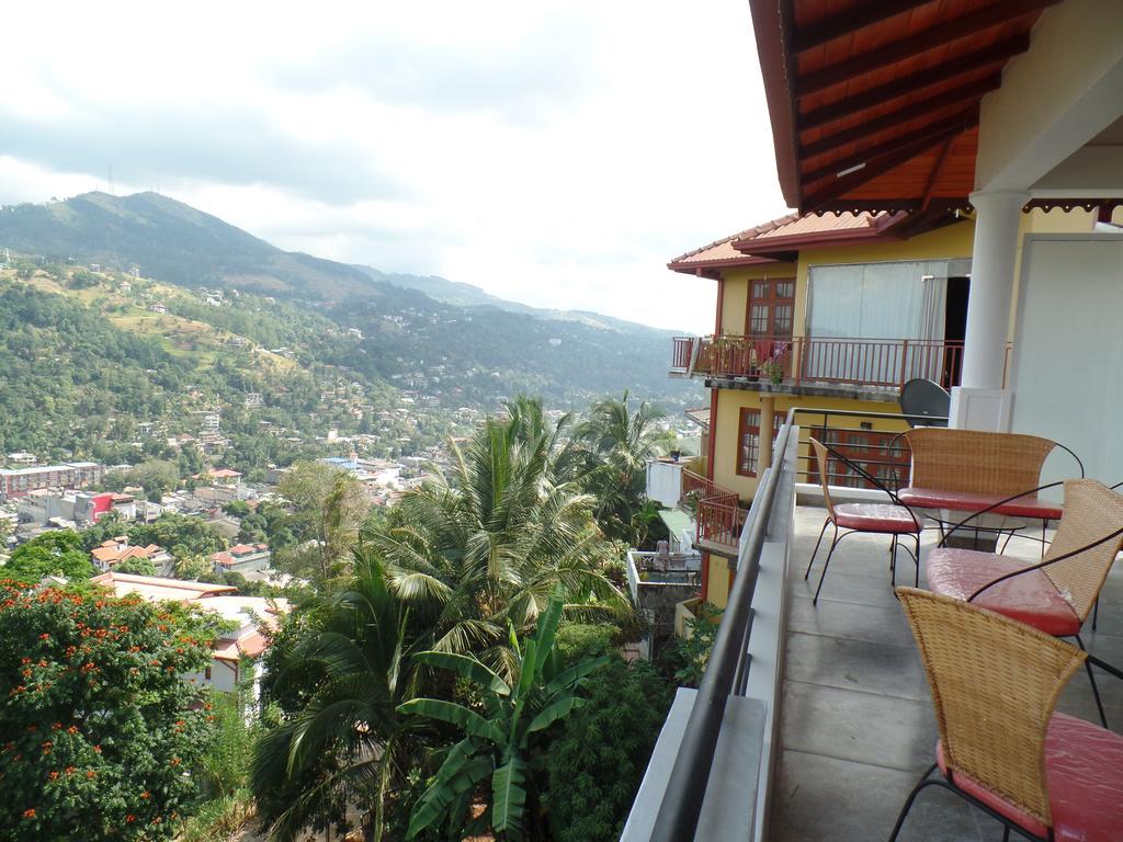 Kandyan Bluestar Villa エクステリア 写真
