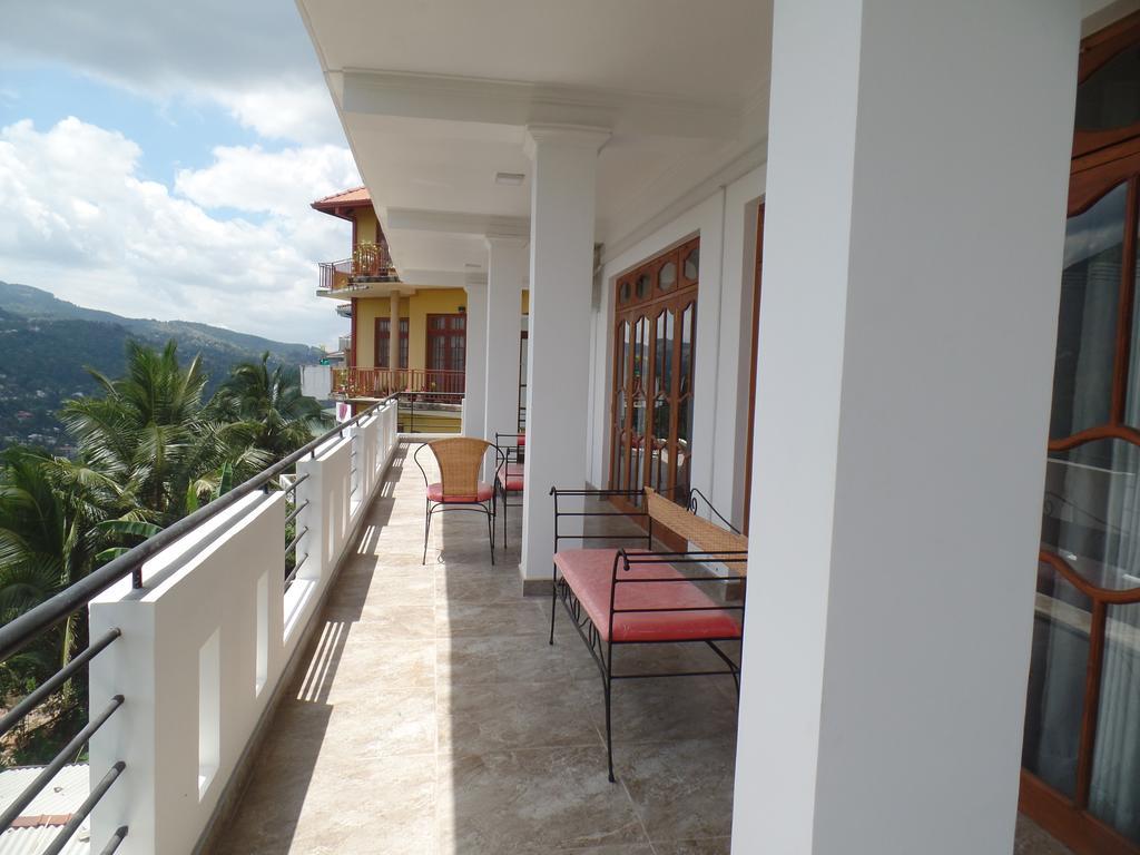 Kandyan Bluestar Villa エクステリア 写真