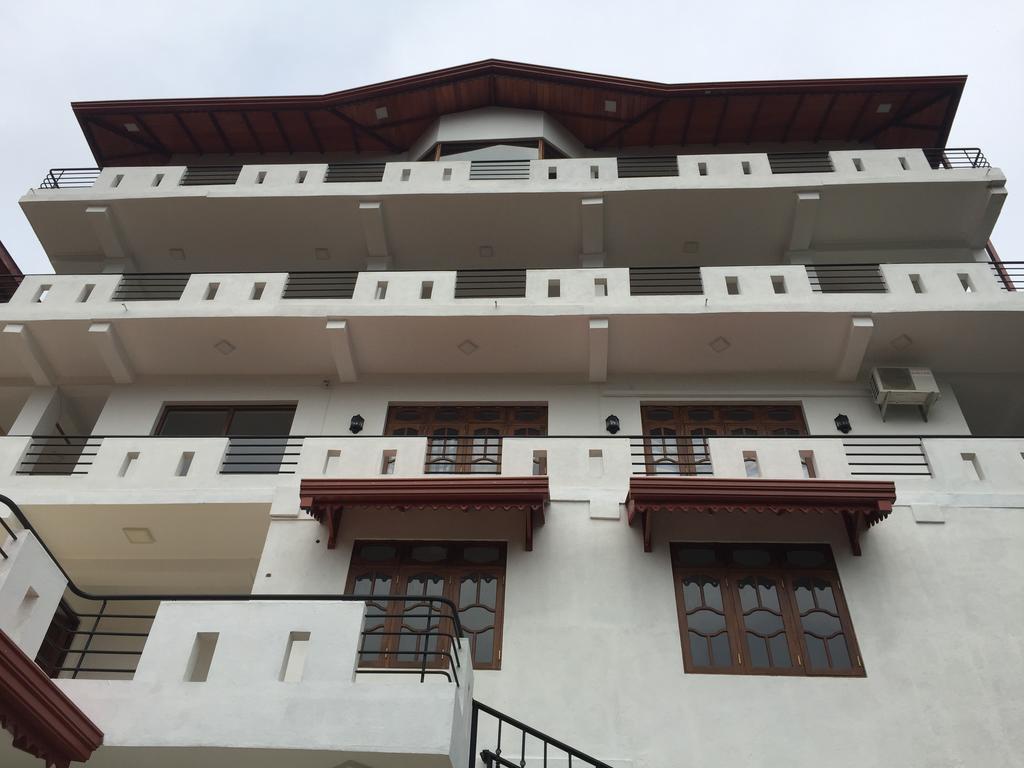 Kandyan Bluestar Villa エクステリア 写真