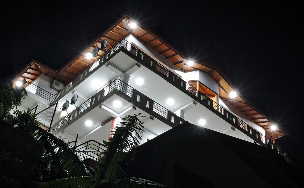 Kandyan Bluestar Villa エクステリア 写真